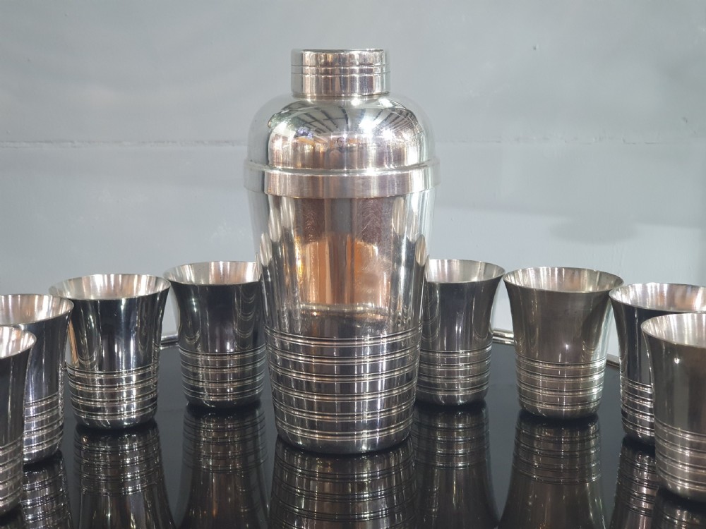 French Art Deco Cocktail Set of Tray, Shaker & 8 Beakers in Silver Plate c.1930 View VII
