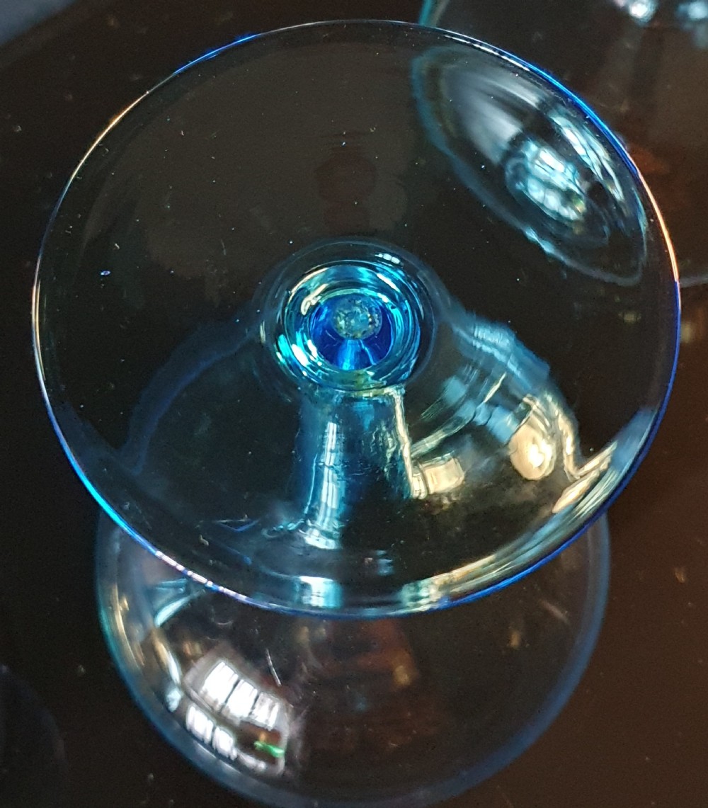 Set of 4 Art Deco Hollow Stem Champagne Glasses c1930 View VII