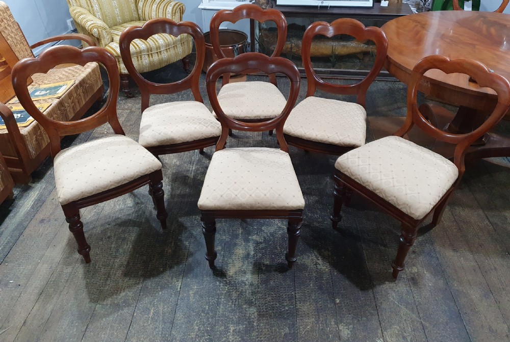 Set of Six Victorian Balloon Back Walnut Chairs c.1860-1880