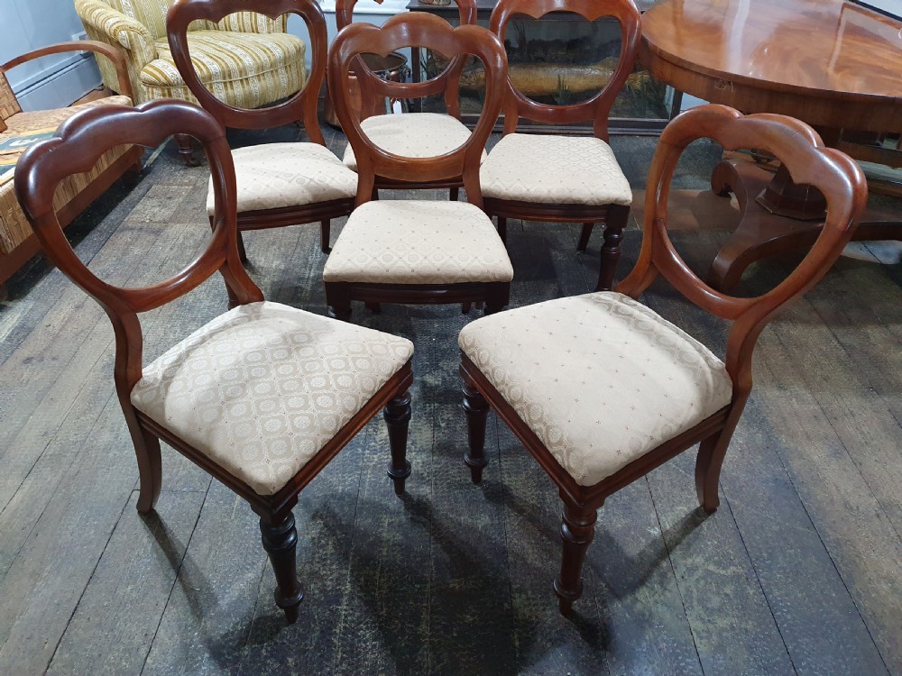 Set of Six Victorian Balloon Back Walnut Chairs c.1860-1880 View VII