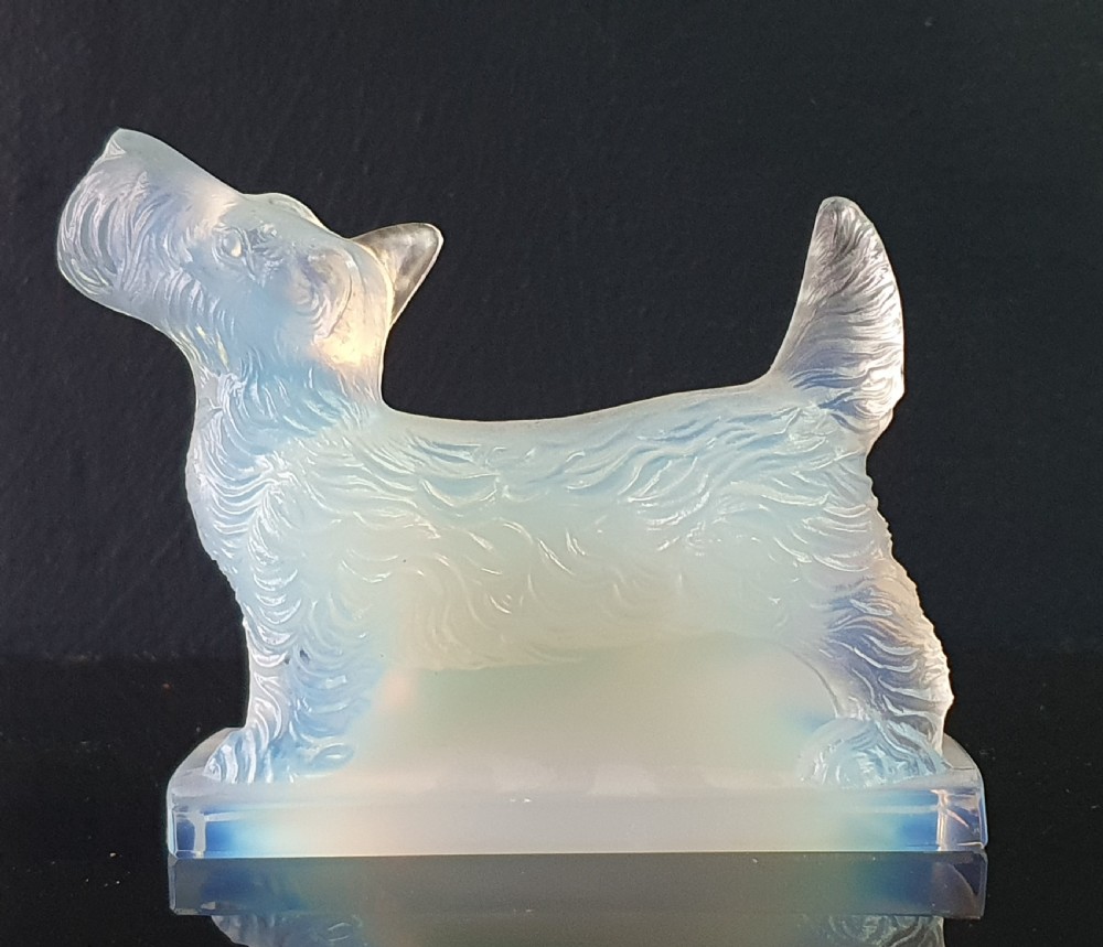 Sabino French Art Deco Opalescent Terrier Paperweight c.1930 View V