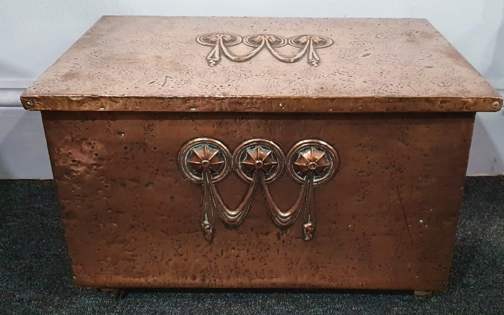 Arts and Crafts Copper Log Box c.1910