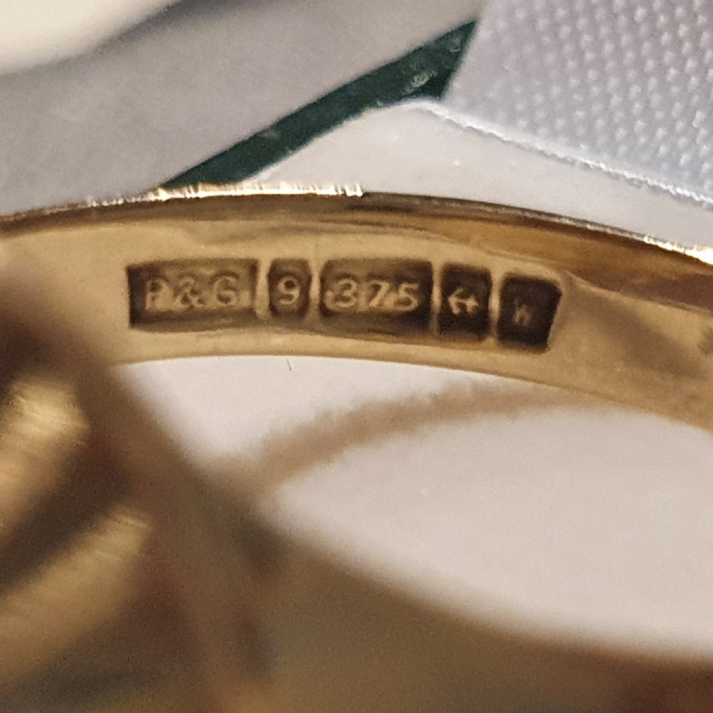 Men's Vintage 1921 Gold Starburst Signet Ring  - Size R½ View IV