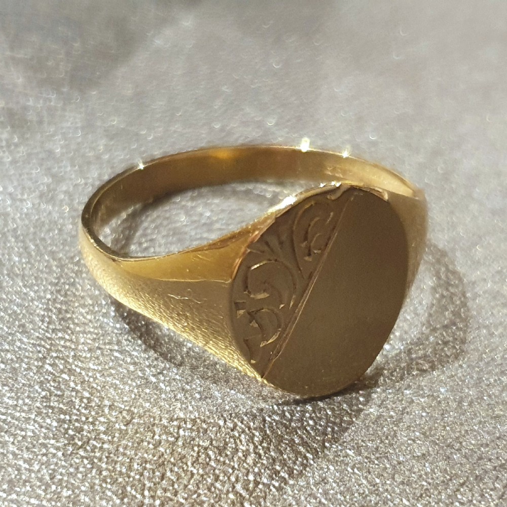 Vintage Oval Gold Men's Signet Ring - Size T½ View II