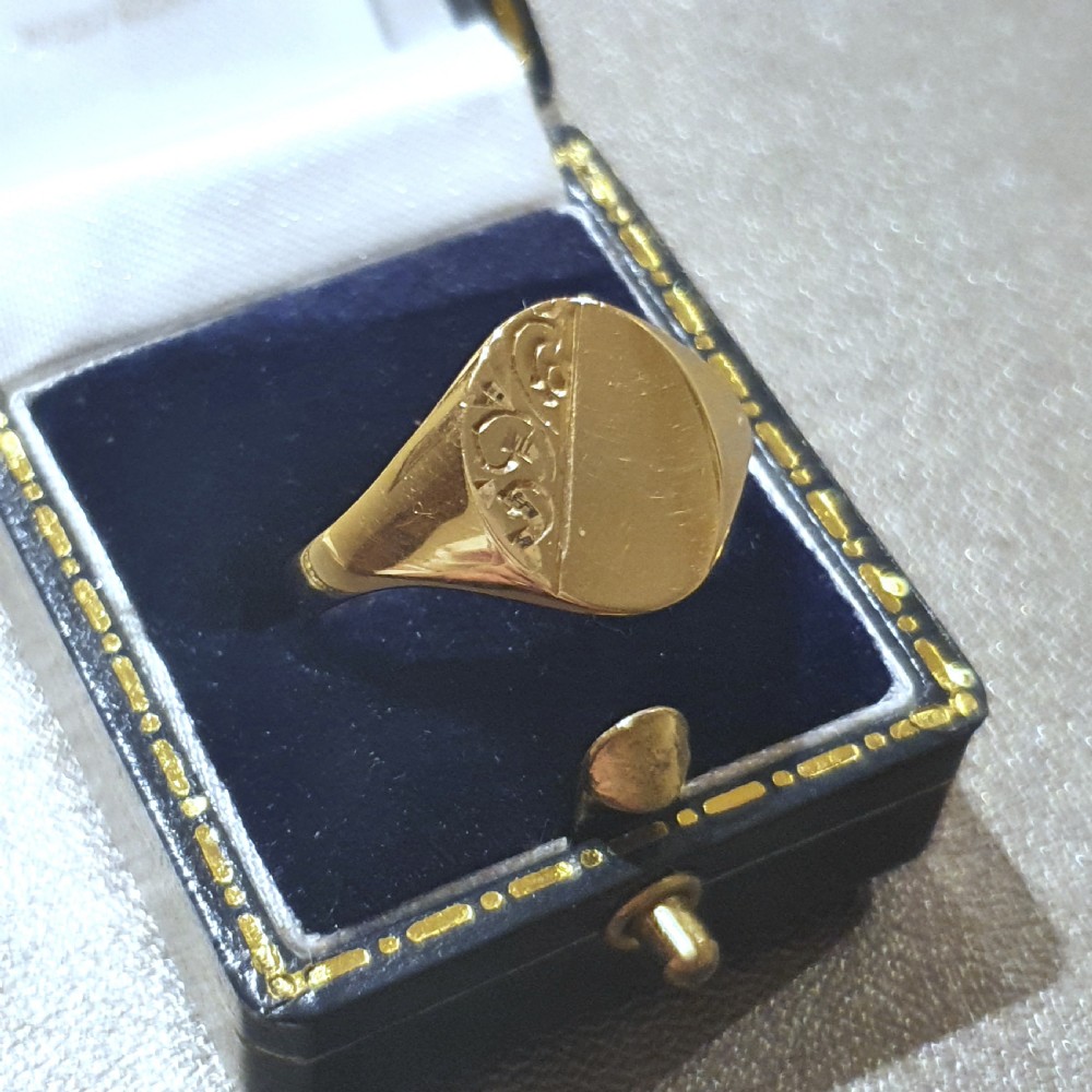 Vintage Oval Gold Men's Signet Ring - Size T½ View III