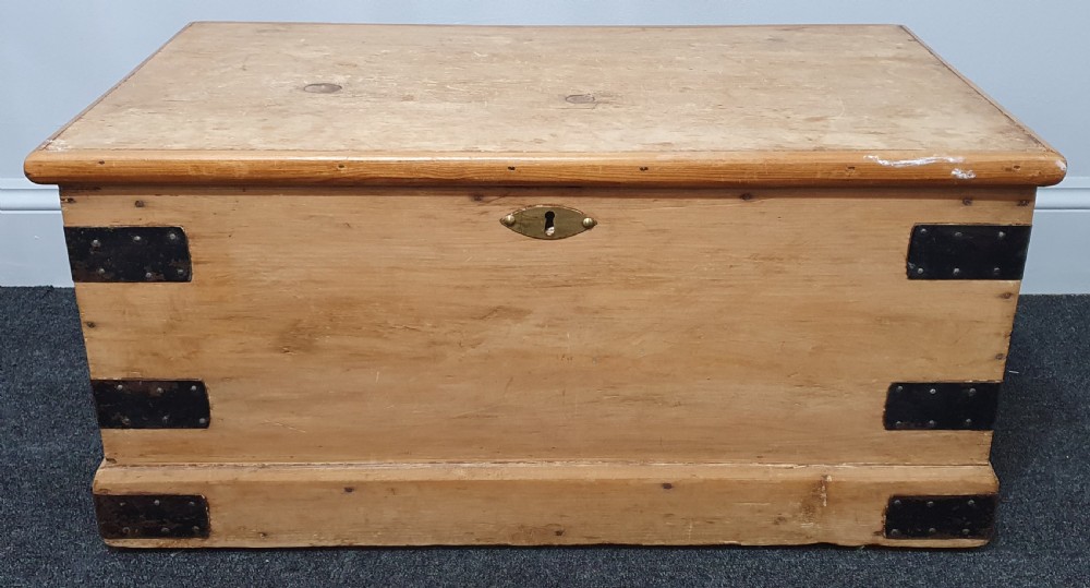 Victorian Pine Chest/ Blanket Box/ TV Stand/ Coffee Table 19th Century View X
