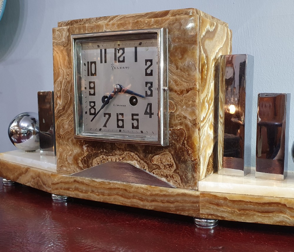 French Art Deco Marble Mantle Clock, Modernist Style c.1930 View II