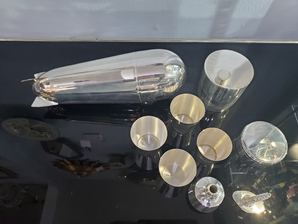 James Deakin & Son Silver Plated (EPNS) Zeppelin Airship Cocktail Shaker Set View V