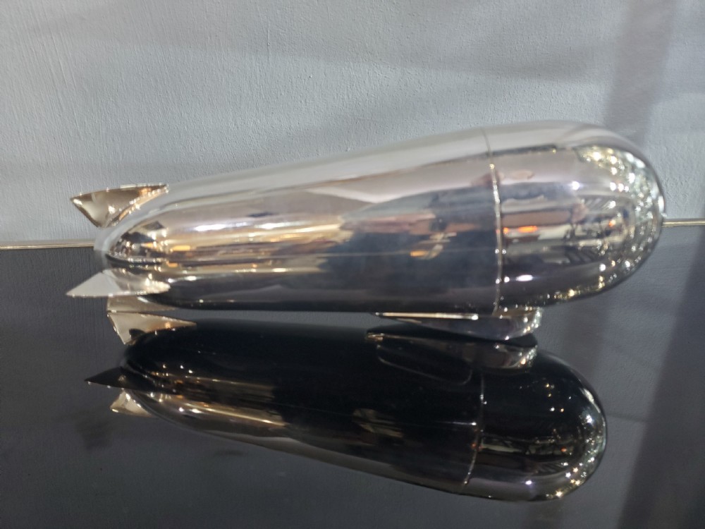 James Deakin & Son Silver Plated (EPNS) Zeppelin Airship Cocktail Shaker Set View IX