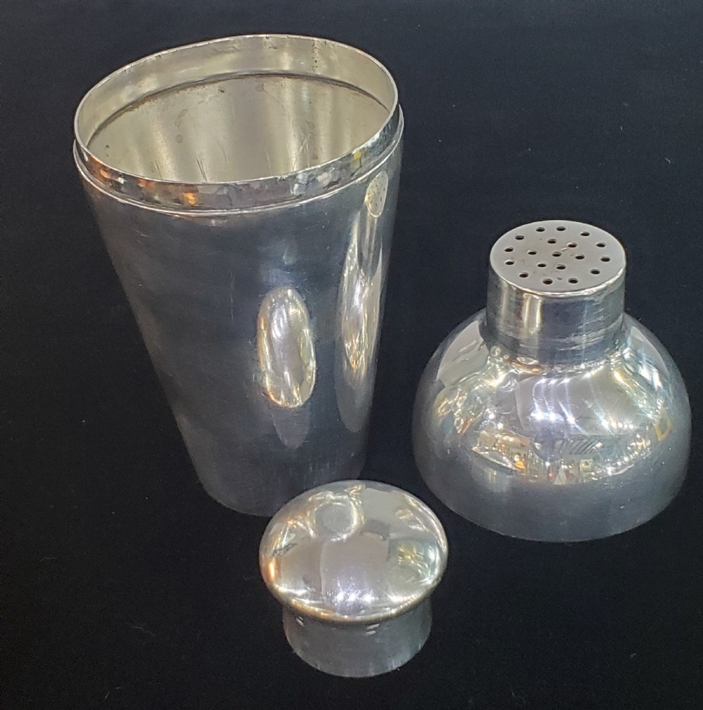 Wiskemann, Belgium, Art Deco Silver Plated Cocktail Shaker c1930 View V