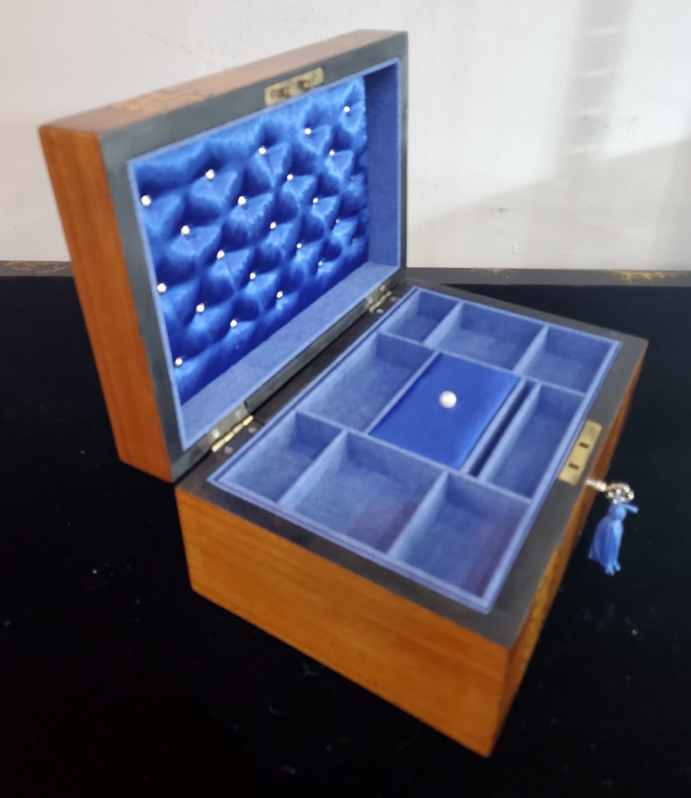 Victorian Parquetry Inlaid Walnut Jewellery Box c1880 View X