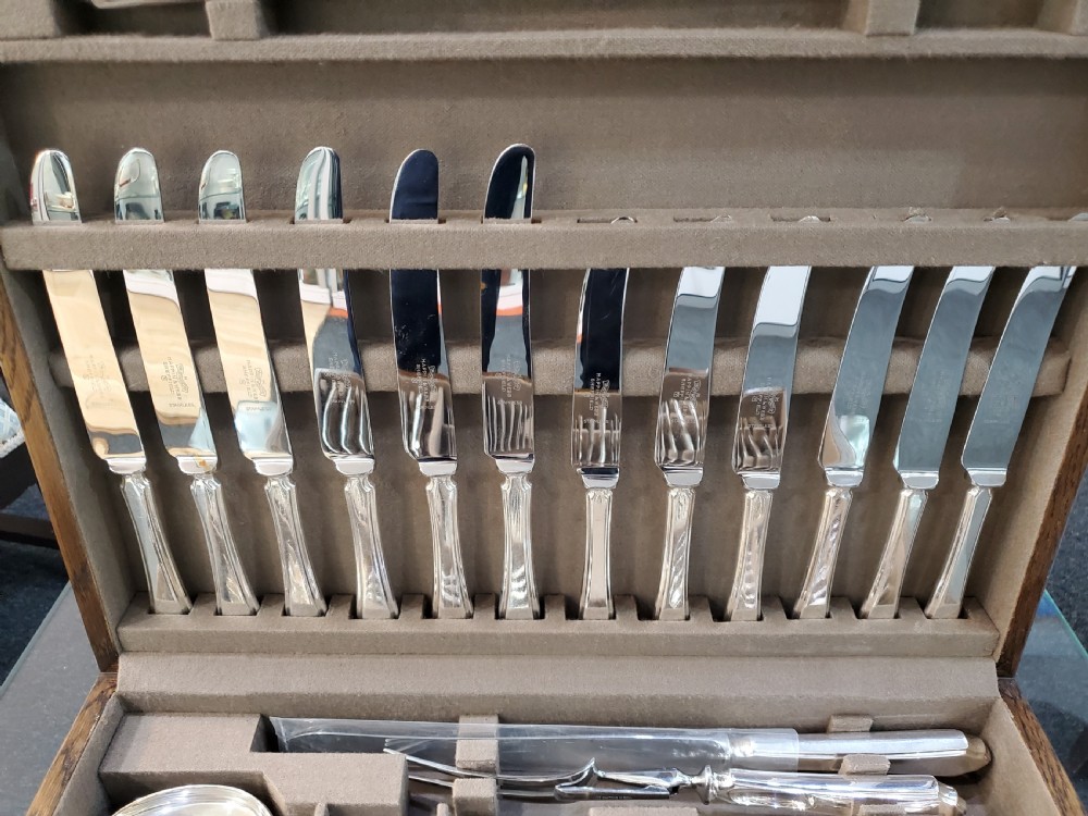 Mappin & Webb Canteen of Cutlery View V