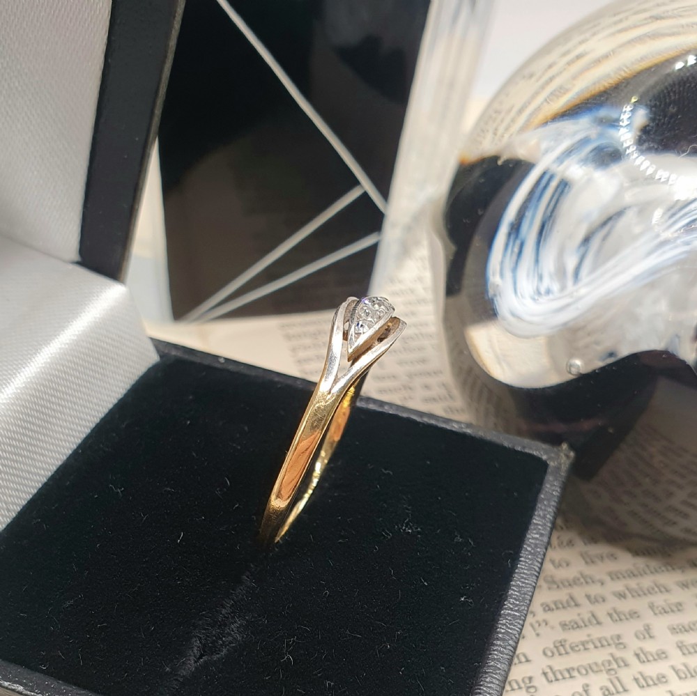 Art Deco 5 Stone Diamond 18ct Gold Ring c1920s - Size Q1/2 View III