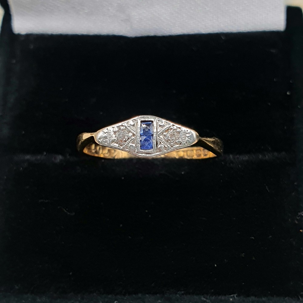 Art Deco Diamond & Sapphire 18ct Gold Ring B1926 - Size K1/2 