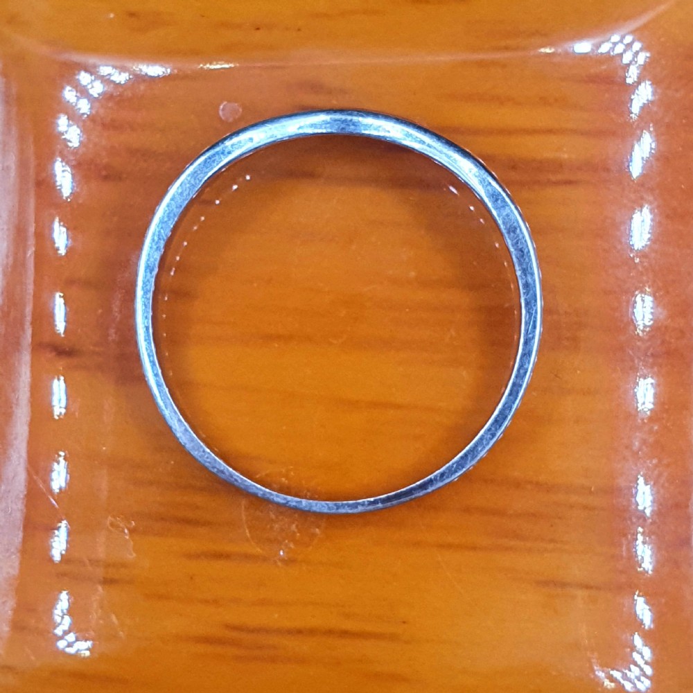 18ct White Gold & Diamond Wishbone Ring - Size R View VI