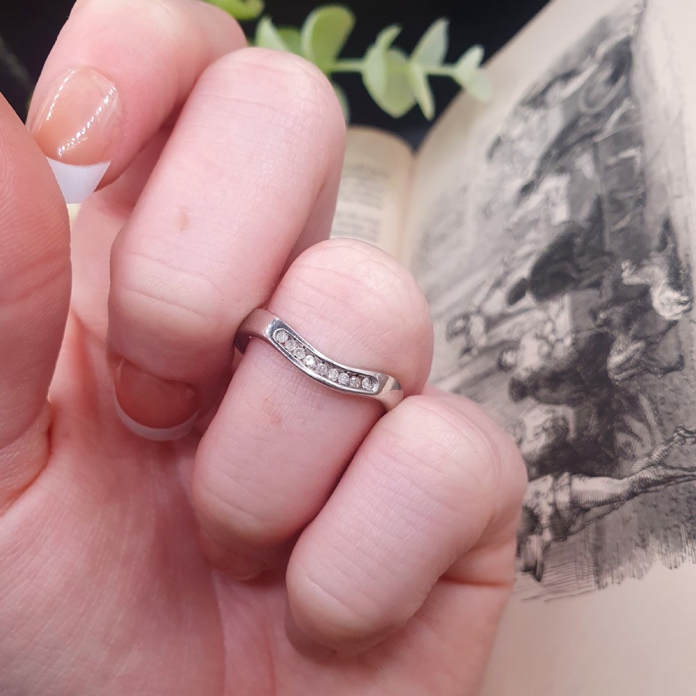 18ct White Gold & Diamond Wishbone Ring - Size R View VII