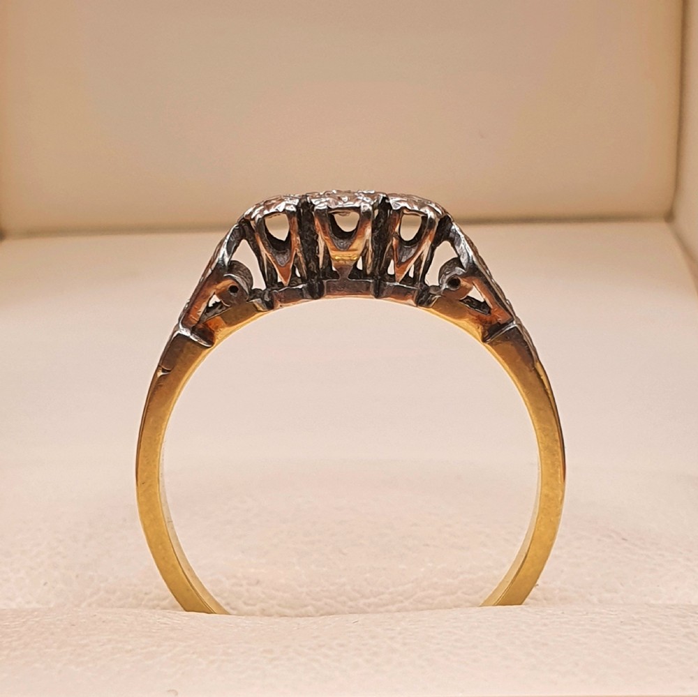 Art Deco Diamond & Platinum Shoulder Trilogy Ring - size O View IV