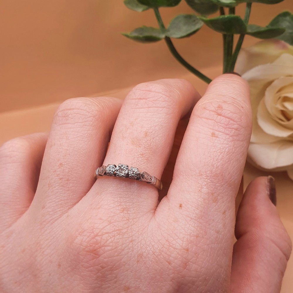 Art Deco Diamond & Platinum Shoulder Trilogy Ring - size O View IX