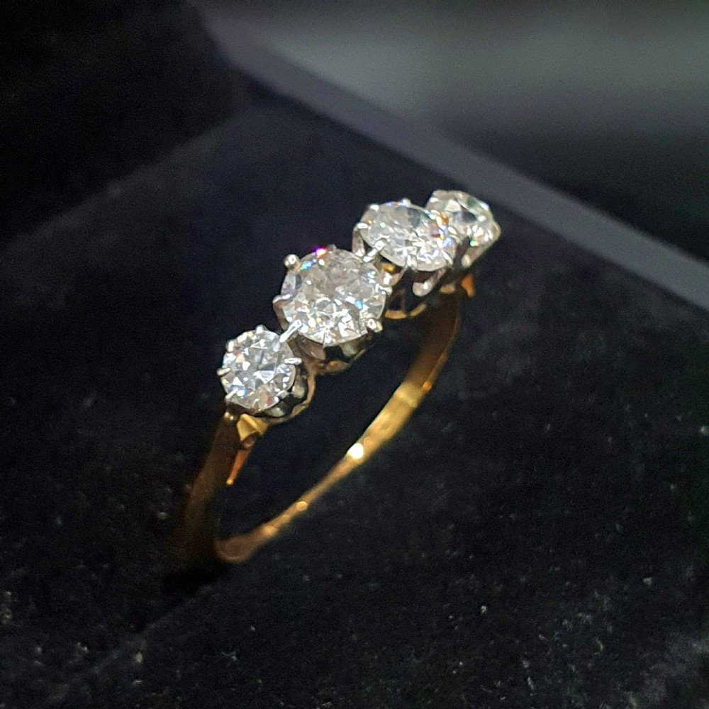 18ct Gold & Platinum 4 Stone Diamond Ring - size N View V