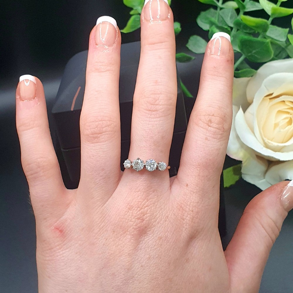 18ct Gold & Platinum 4 Stone Diamond Ring - size N View X