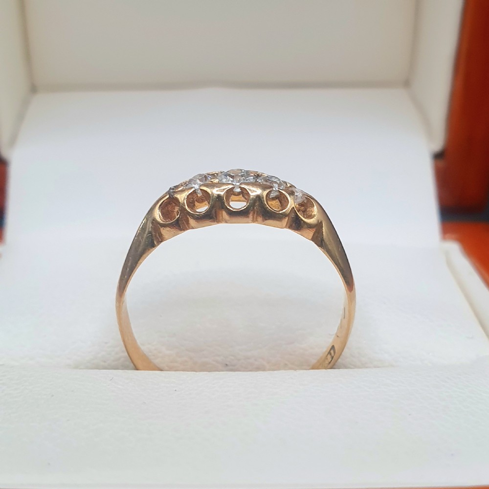 Victorian 14ct Gold Ring Set With Diamonds - size L View IV