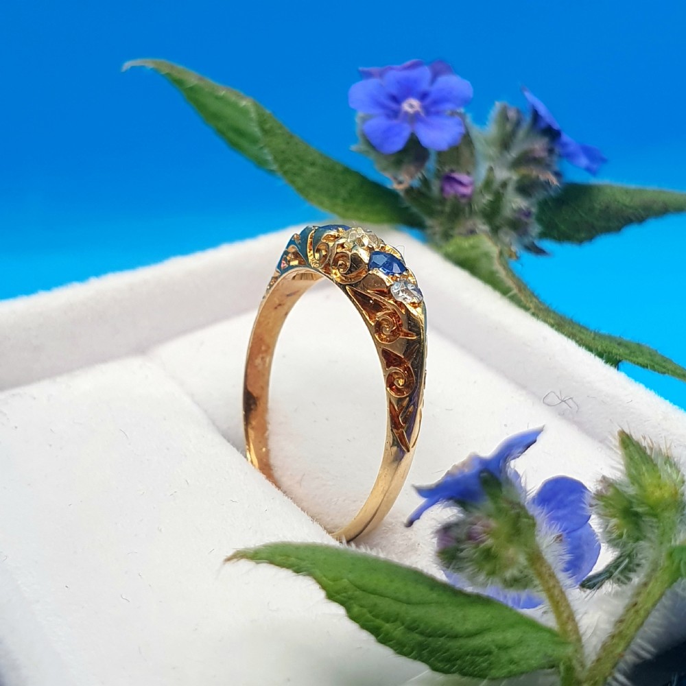 Edwardian 18ct Gold, Diamond & Sapphire Ring Dated 1901 - size N View VI