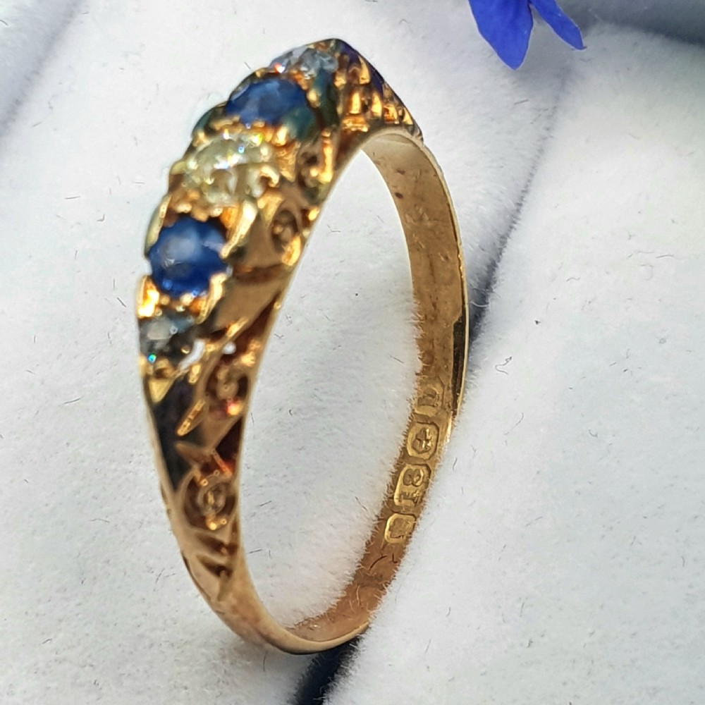 Edwardian 18ct Gold, Diamond & Sapphire Ring Dated 1901 - size N View VII