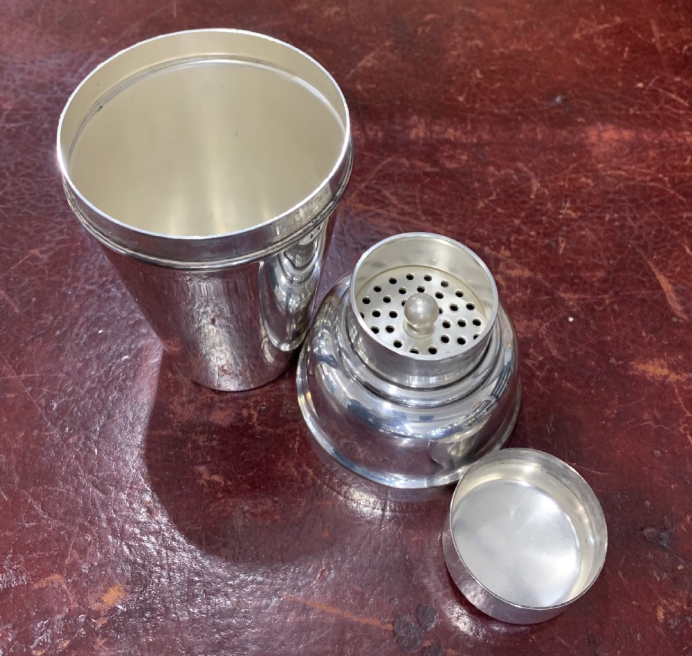 Kingsway Plate Art Deco Silver plated Cocktail Shaker with Ice breaker c1930s View V