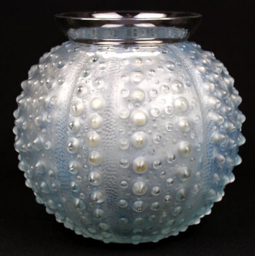 REN LALIQUE 'OURSIN' VASE - ADDITIONAL PHOTO 1