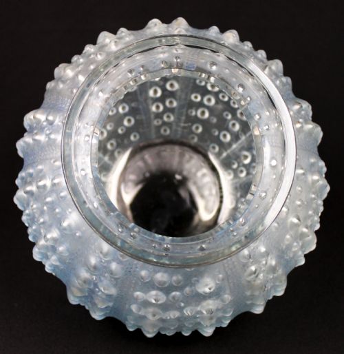 REN LALIQUE 'OURSIN' VASE - ADDITIONAL PHOTO 3