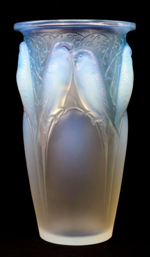 ceylan vase by ren lalique - CATEGORY: ANTIQUE GLASS - DATED 1930