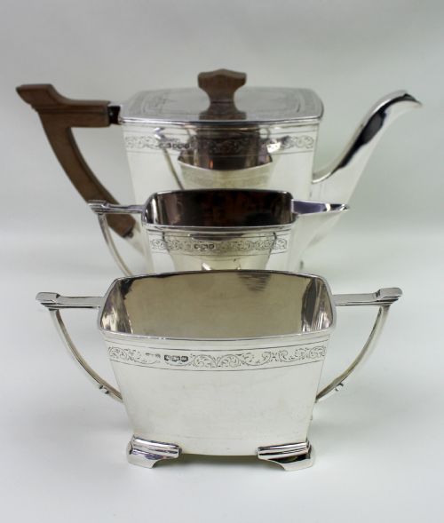 art deco silver tea set - CATEGORY: ANTIQUE SILVER - DATED 1930