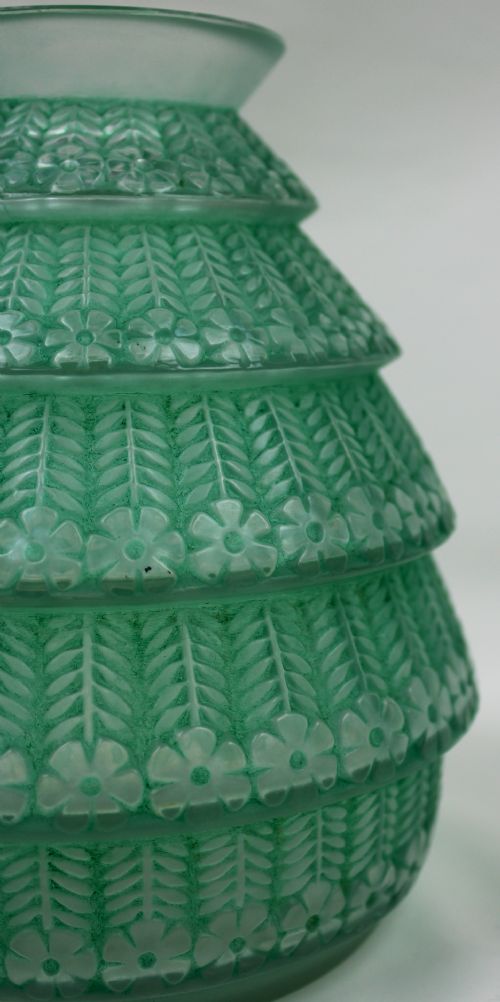 REN LALIQUE 'FERRIRES' VASE - ADDITIONAL PHOTO 1