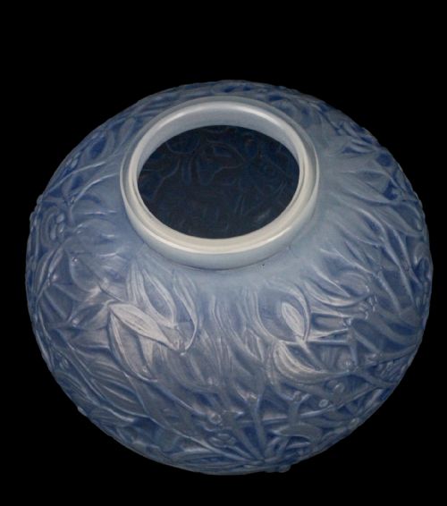 REN LALIQUE 'GUI' VASE - ADDITIONAL PHOTO 4