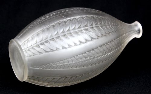 REN LALIQUE 'ACACIA' VASE - ADDITIONAL PHOTO 2
