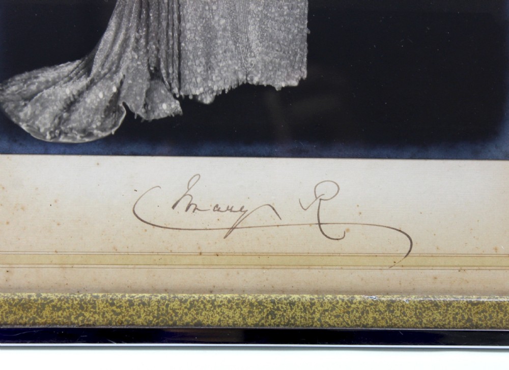 Signed framed photographic portraits of King George V and Queen Mary for Aspreys View V