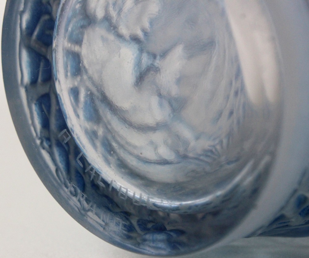 Lalique Coqs et Plumes vase View V