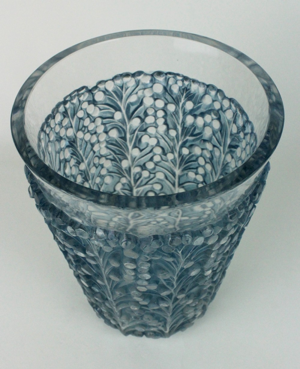 Lalique Saint Tropez glass vase View II