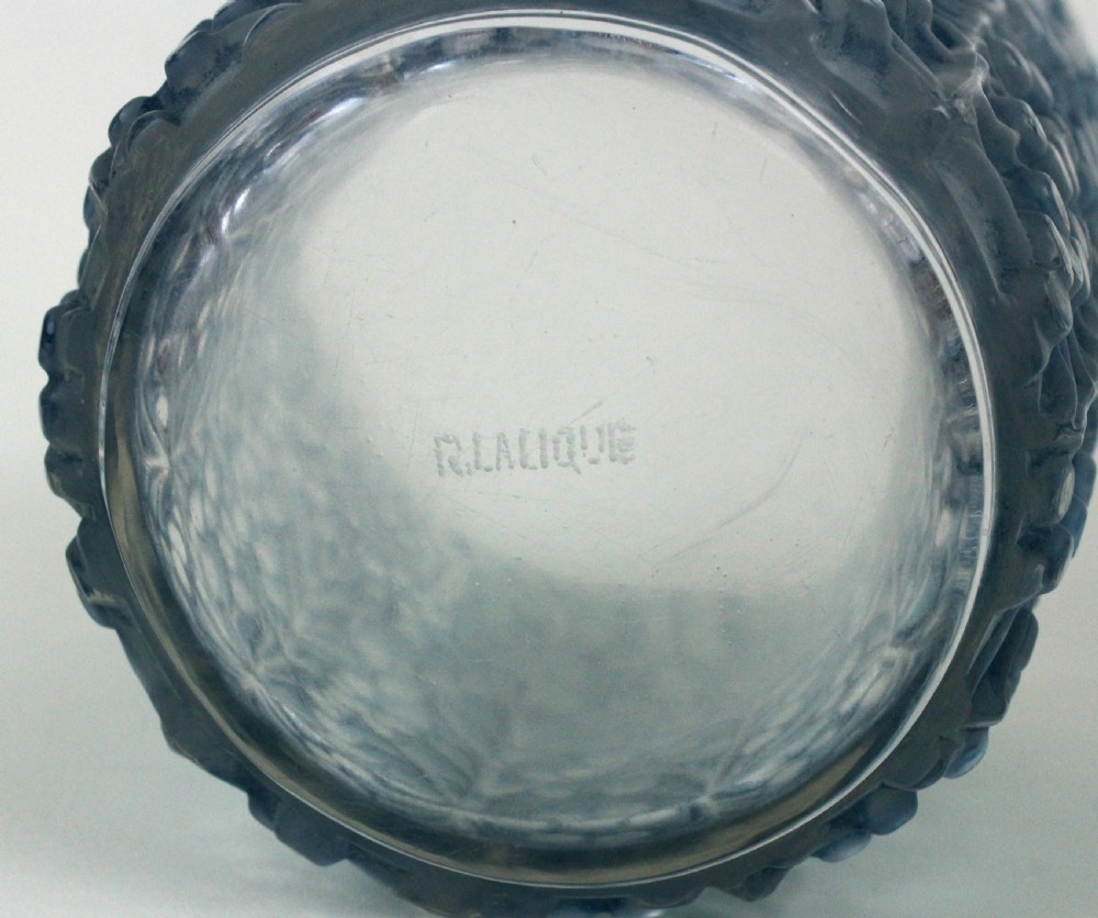 Lalique Saint Tropez glass vase View VI