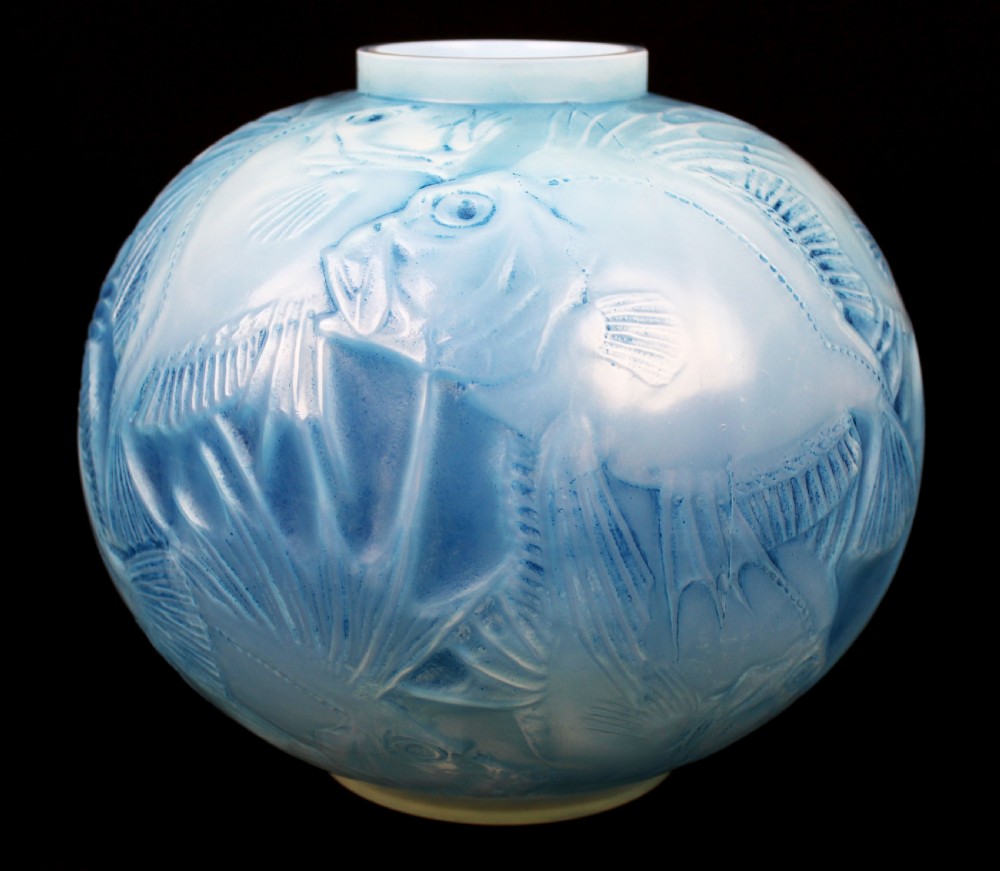 Lalique Poissons vase View III