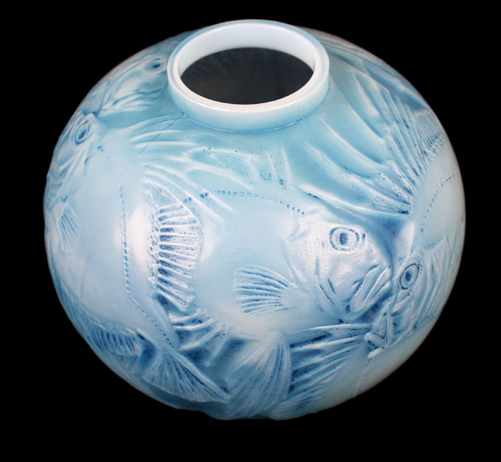 Lalique Poissons vase View VI