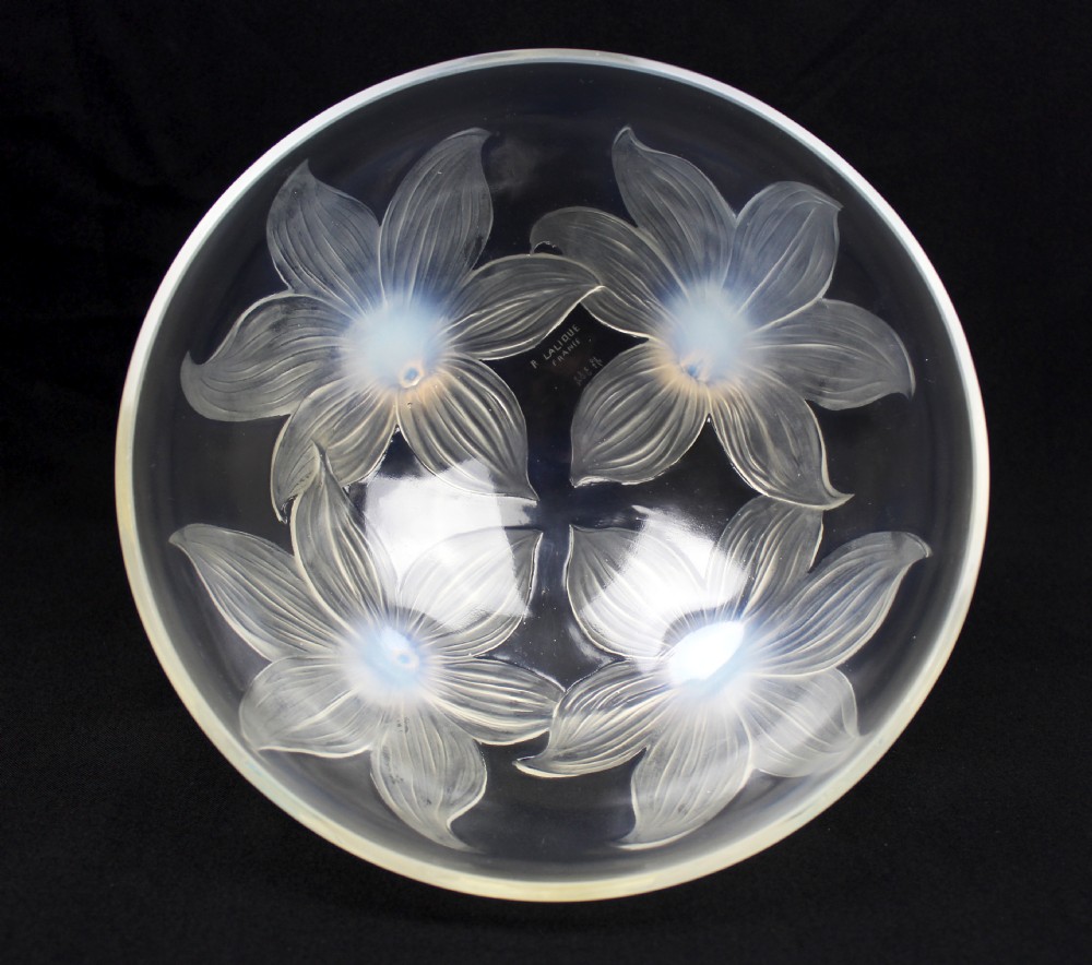 René Lalique Lys Bowl View II