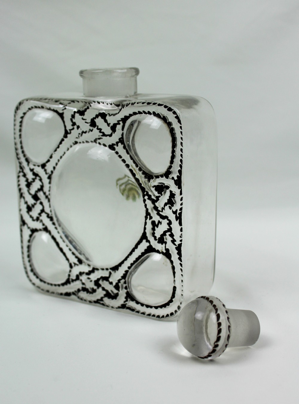 René Lalique '5 Fleurs' Perfume Bottle View IV
