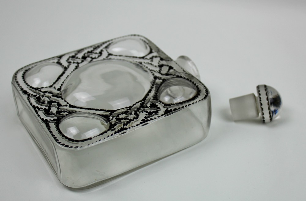René Lalique '5 Fleurs' Perfume Bottle View V
