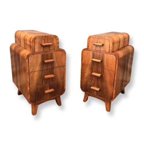 A pair of matching figured walnut Art Deco 1930s bedside cabinets/nightstands