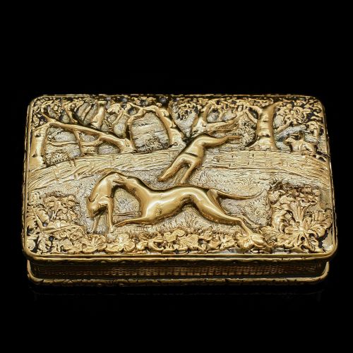 A Georgian Solid Silver Gilt Snuff Box with Spectacular Fox Hunting Scene - Edward Smith 1832