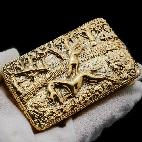 fig 3. A Georgian Solid Silver Gilt Snuff Box with Spectacular Fox Hunting Scene - Edward Smith 1832
