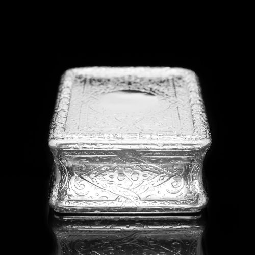 fig 4. A Huge Solid Silver Table Snuff Box Victorian - Thomas Johnson 1869