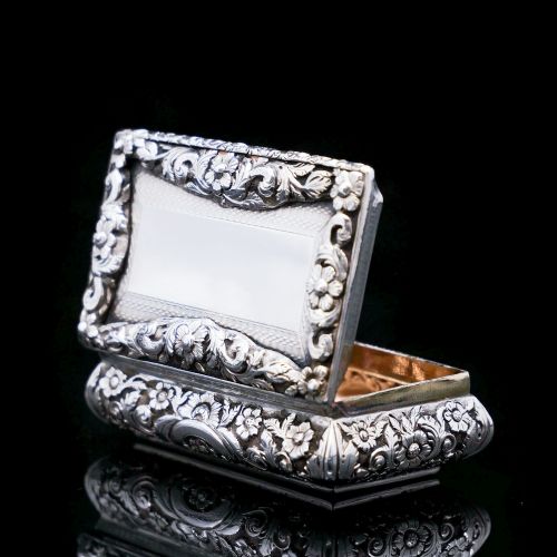 Antique English Solid Silver Snuff Box - Joseph Willmore 1844