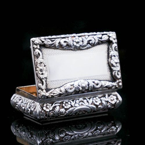 fig 4. Antique English Solid Silver Snuff Box - Joseph Willmore 1844